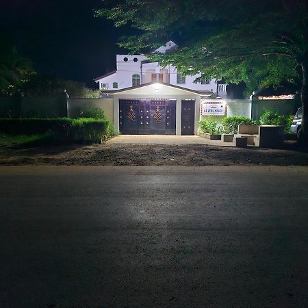 Mbweni 64 Zenj House Luxury Airport B&B المظهر الخارجي الصورة