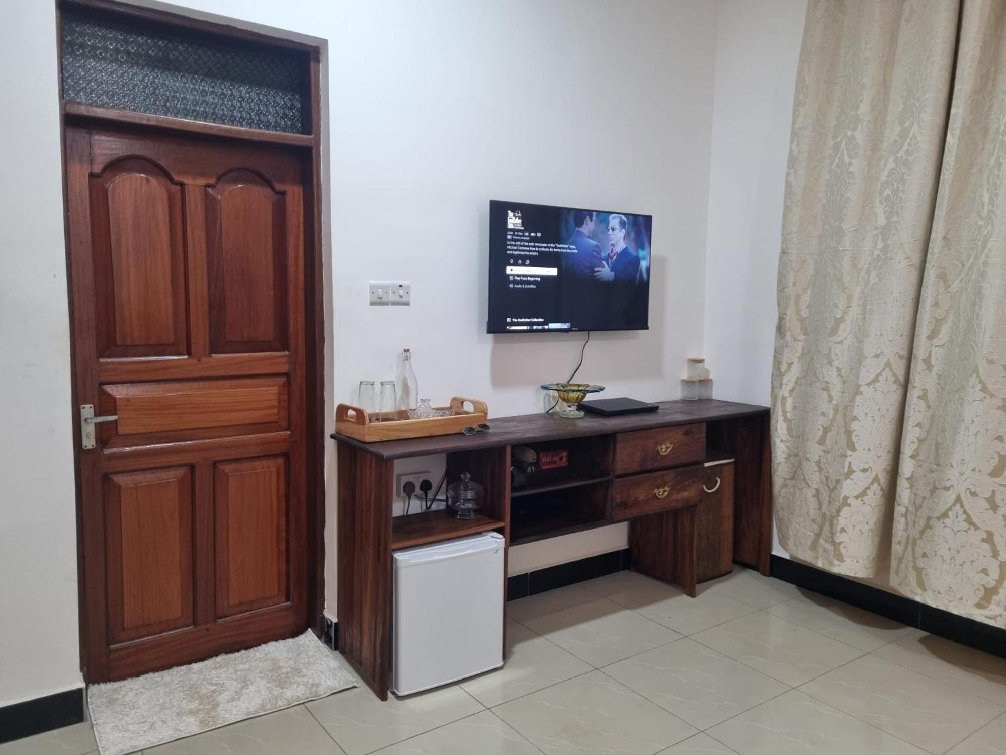 Mbweni 64 Zenj House Luxury Airport B&B المظهر الخارجي الصورة
