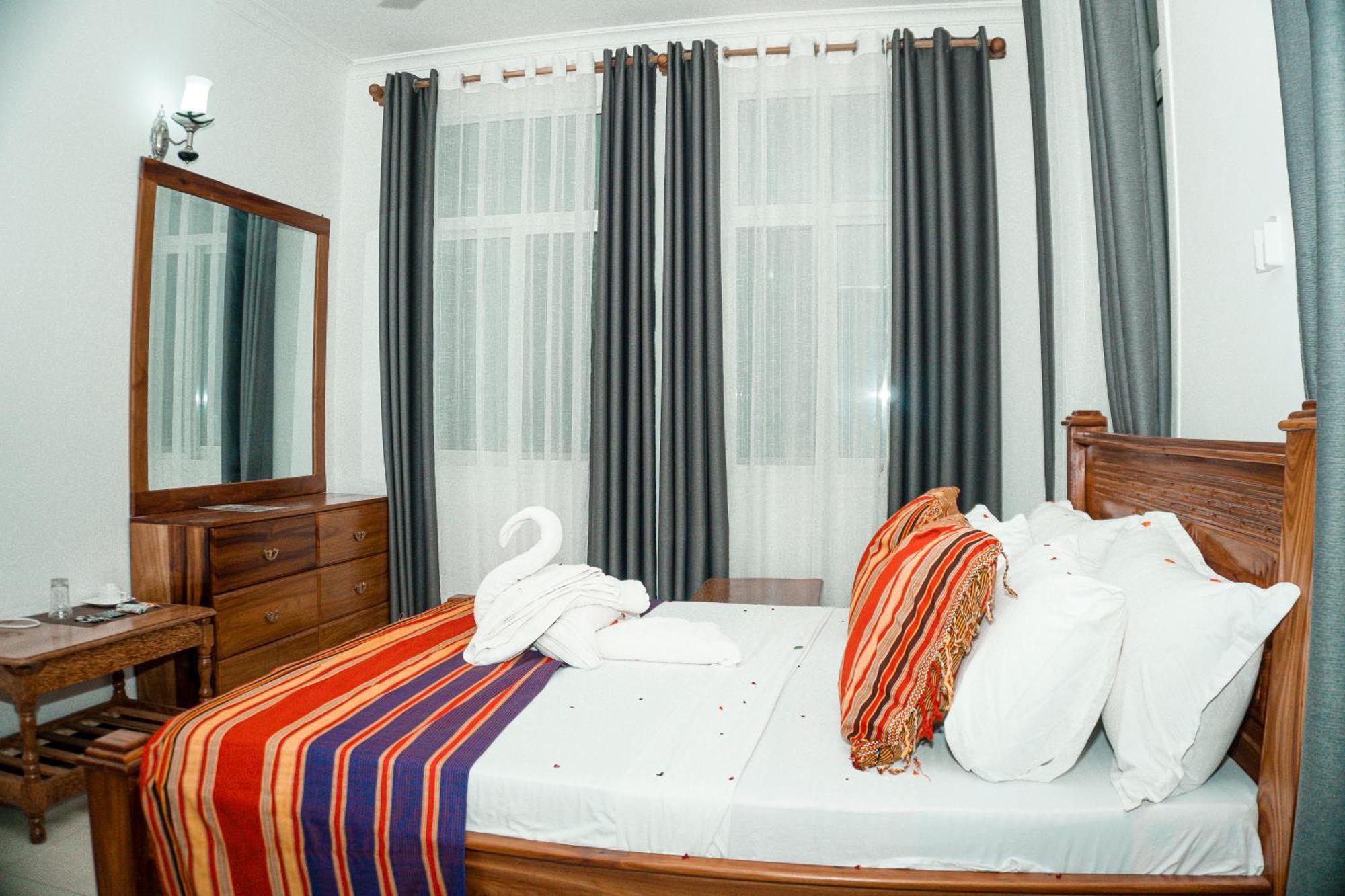 Mbweni 64 Zenj House Luxury Airport B&B المظهر الخارجي الصورة