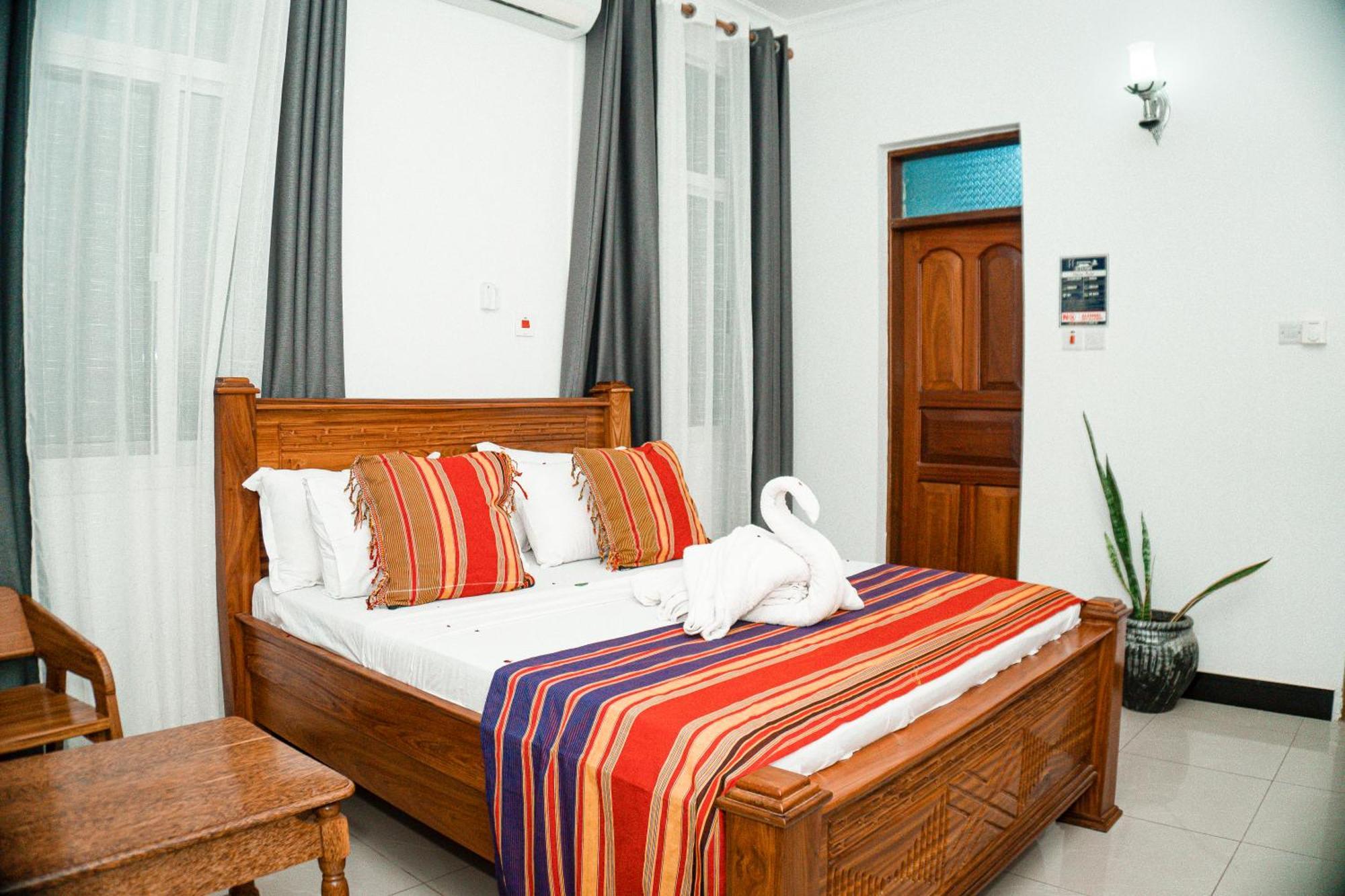 Mbweni 64 Zenj House Luxury Airport B&B المظهر الخارجي الصورة