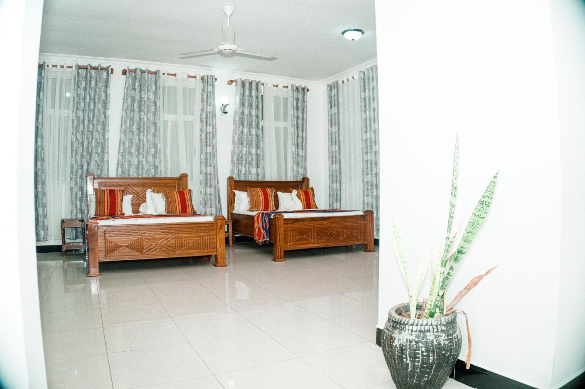 Mbweni 64 Zenj House Luxury Airport B&B المظهر الخارجي الصورة